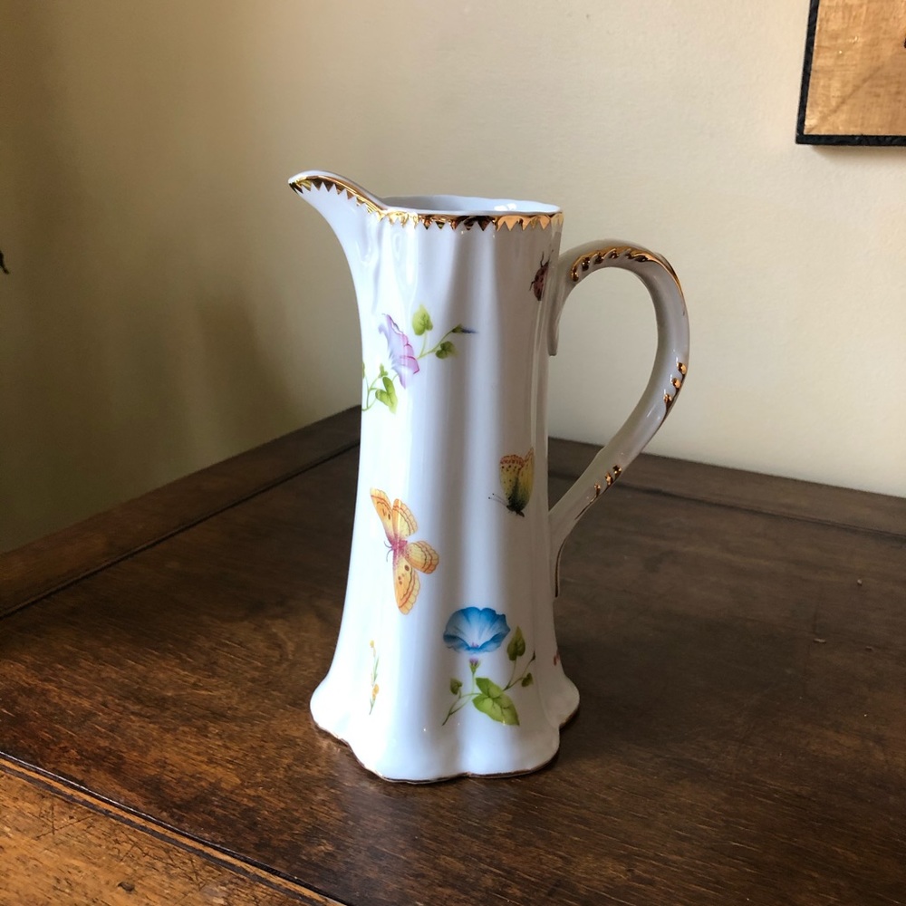 Morning Glory pitcher. L. Godinger & Co.